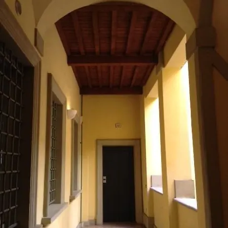 Via Del Carro