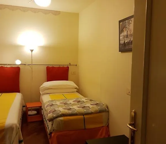 Via Del Carro 볼로냐